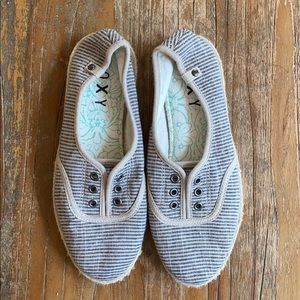 NWOT Roxy Tides espadrille flats